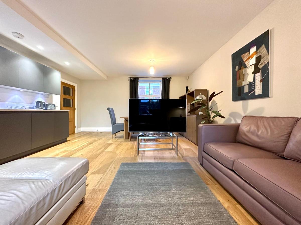 Desirable 2 Bedroom Apartment In Bicester That Sleeps 5 Екстер'єр фото